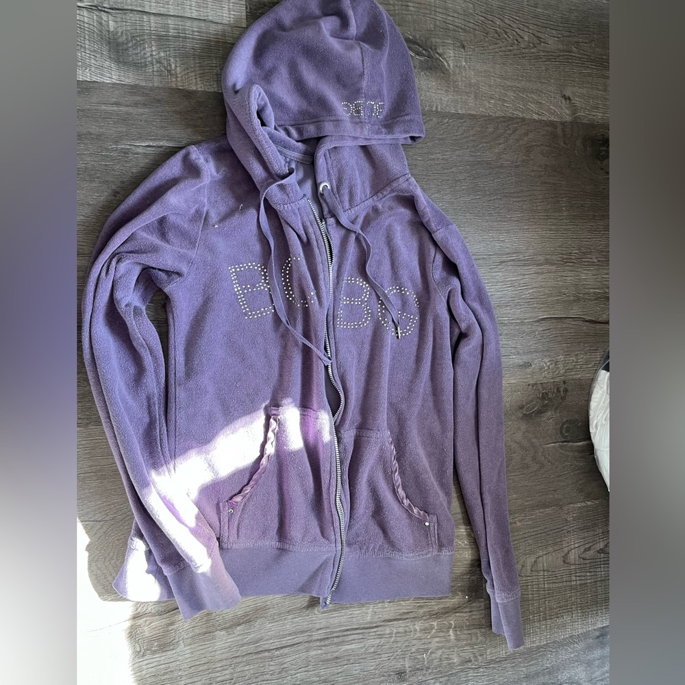 women’s purple sweater